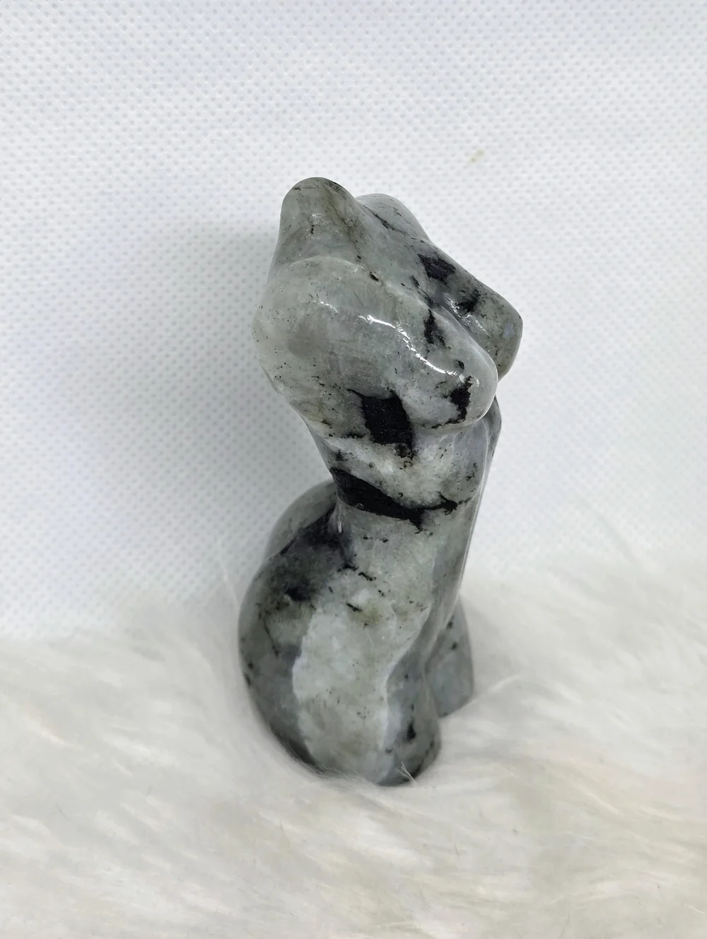 ✨ Labradorite Goddess Torso Carving | Flashy Mystical Feminine Figure | 3.13” ✨ - Picture 3 of 7